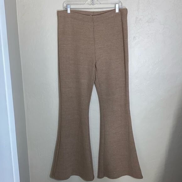 American eagle pull on ribbed knit flare lounge pants. NWT - Picture 1 of 6